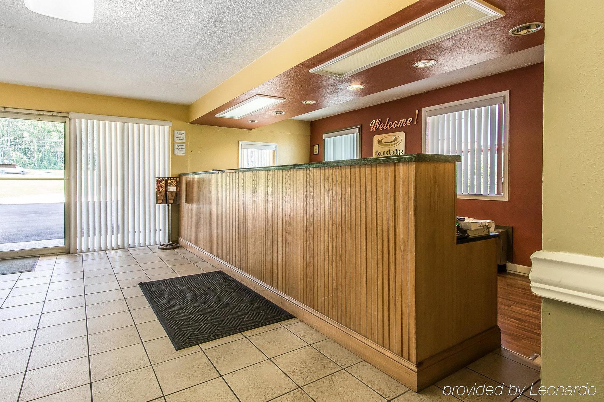 Econo Lodge Скотсборо Экстерьер фото